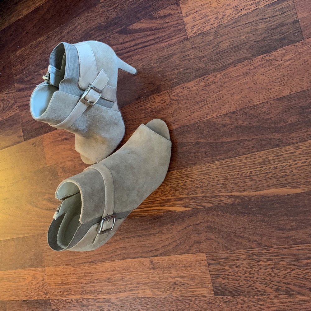 Brand new booties.  Marc Fisher. Size 5M